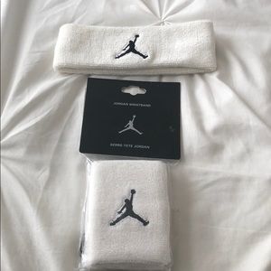 JORDAN HEADBAND AND SWEATBANDS